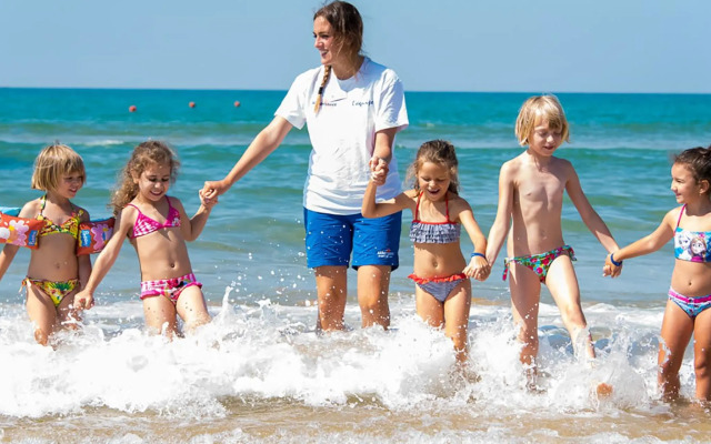 Blue Marine Apartments