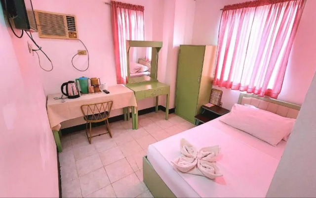 Dynasty Court Hotel & Restaurant