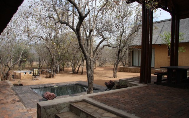 Warthog Rest Private Lodge