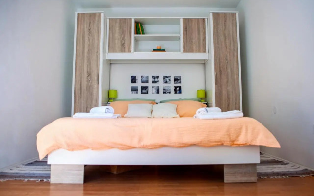 West Wall Apartment