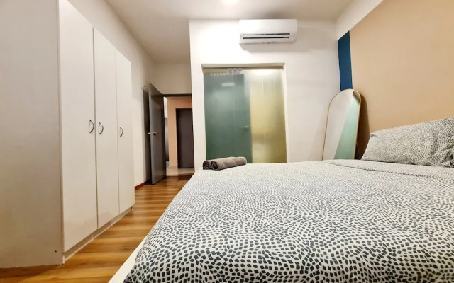 Amerin Residence Mall Apartments