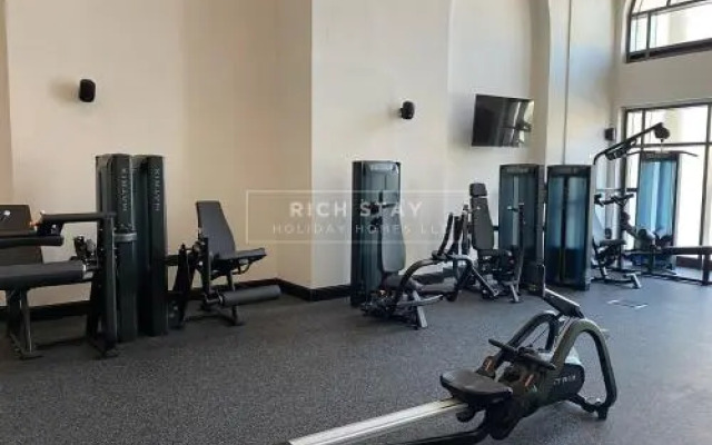 Sensational 1BR apartment in Tajer, Souk Al-Bahar