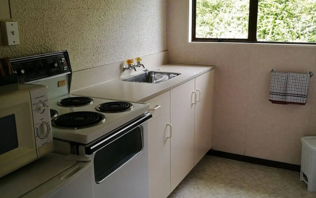Hacienda Motel