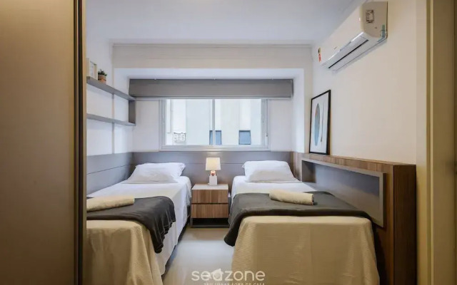 Sophisticated 3BR Apt 200m From Beach Seo0702