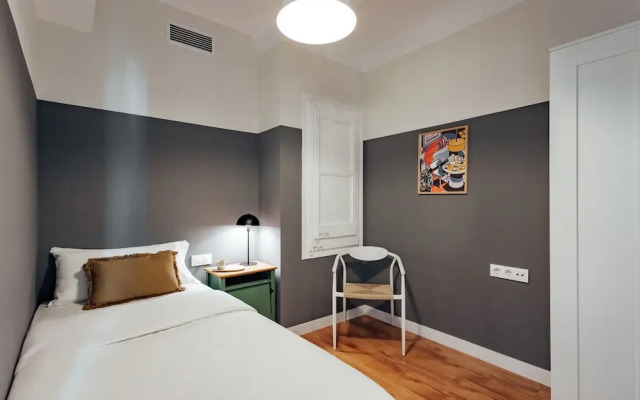 Santiago Apartments (Santiago 2.2) By Olala Homes
