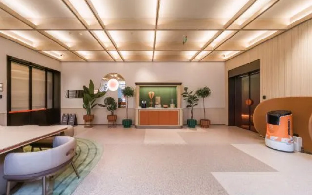 Orange Hotel (Beijing Tianning Temple)