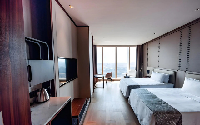 Nanjing Golden Eagle International Hotel