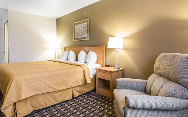 Quality Inn Mauston I-90