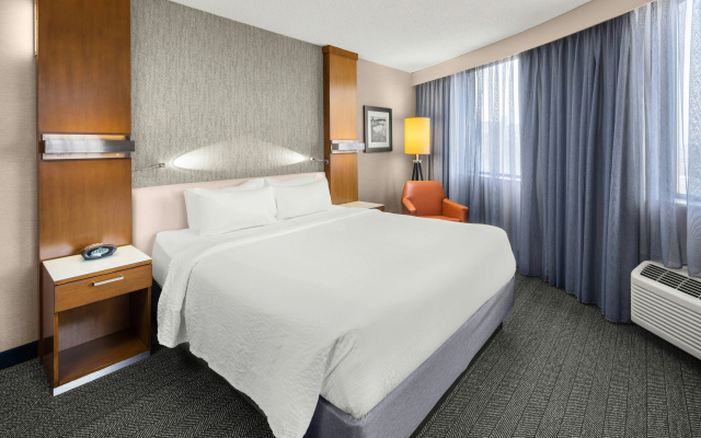 Courtyard by Marriott Minneapolis Downtown