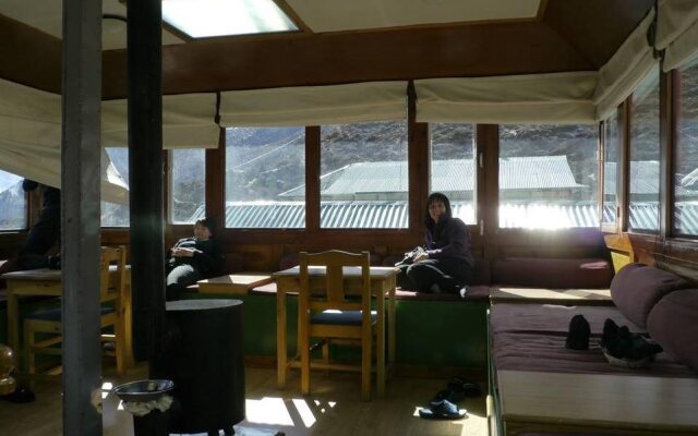 Everest Summit Lodge - Pangboche