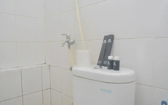 Scenic 2Br Bassura City Apartment Near Shopping Mall