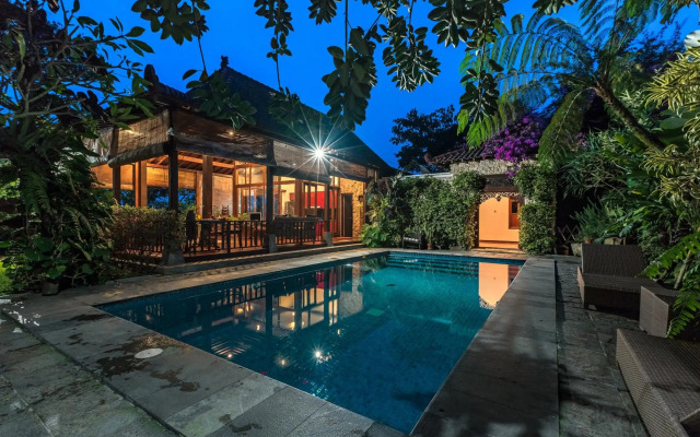 Villa Mulyono