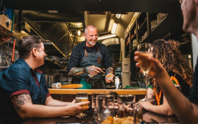 Twisted Lemon Restaurant & Boutique Inn