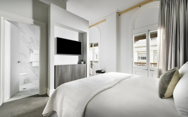 The Melbourne Hotel