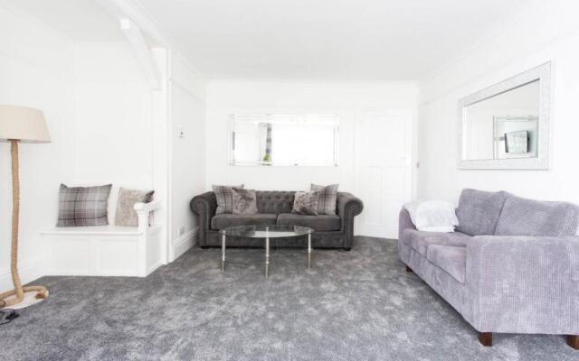 Ammonite Luxury beachfront apartment
