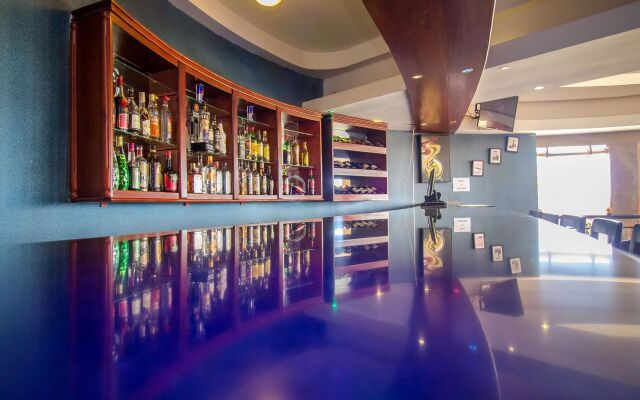 Sapphire Hotel