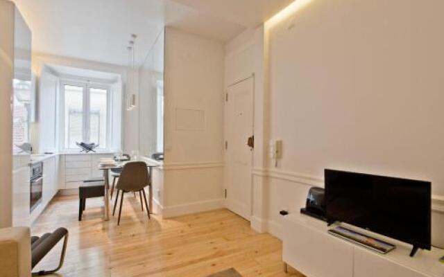 Bmyguest - Exclusive Downtown Apartment