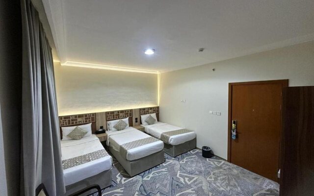 Askant Golden Hotel