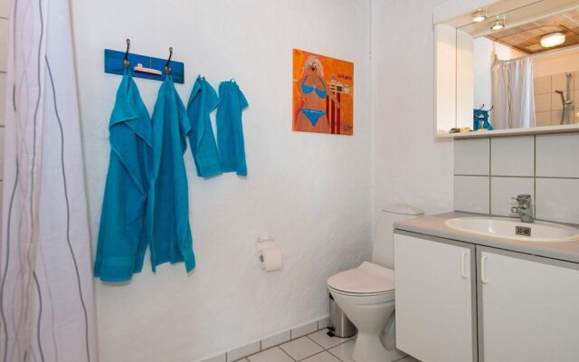 Beautiful Holiday Home in Henne Near Sea