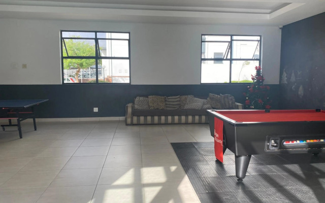 Greenstone Ridge Apartment