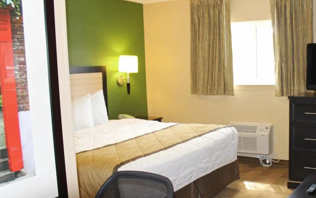 Extended Stay America Chesapeake Churchland Blvd.