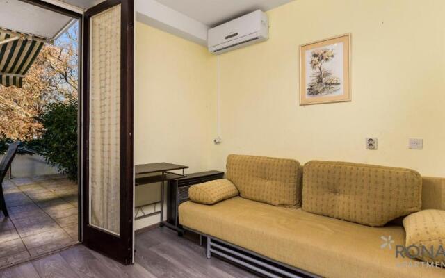 Rona Apartment Porat