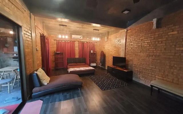 Safar House & Cabin (Muslim)