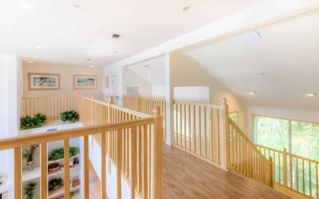 The White Ibis 5 Bedroom Home
