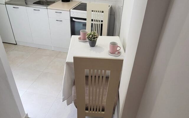 Apartment Dora