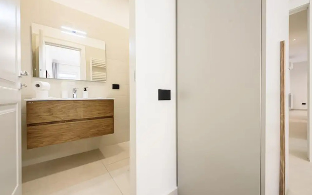 Via Niccol Tommaseo 4 - Appartamento 2