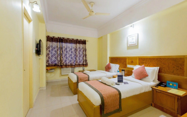 Fabhotel Metro Manor Central Station