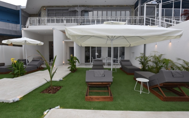 4 Elements Sea Side Luxury Suites - Wind