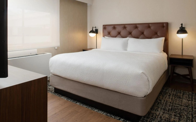 Four Points by Sheraton Bellingham Hotel & Conference Center