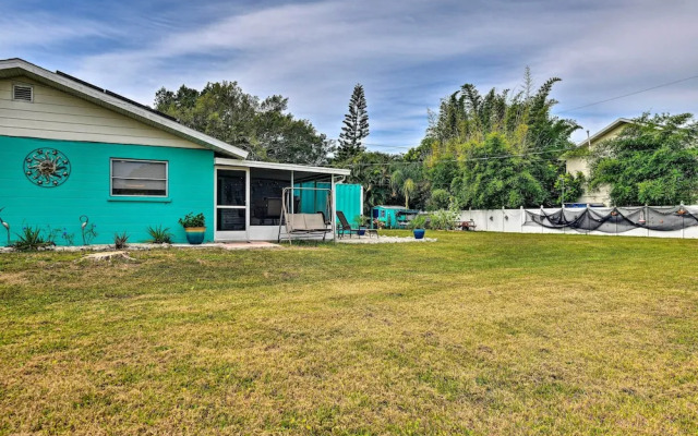 Pet-friendly Bradenton Home ~ 3 Mi to Cortez Beach