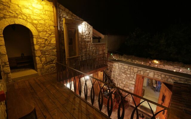 Mahzen Alacati Butik Otel