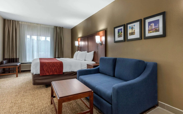 Comfort Inn & Suites Montgomery East Carmichael Rd