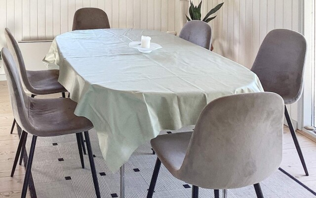 6 Person Holiday Home in Strandby-by Traum