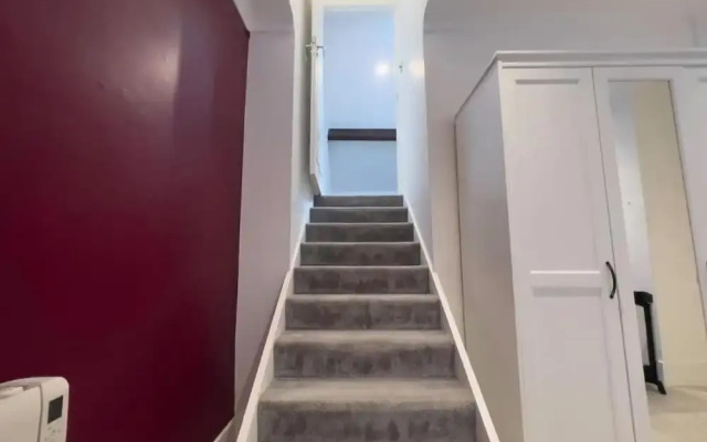 Apartmentsleeps8-wifi-famillyfriendly-citycentre