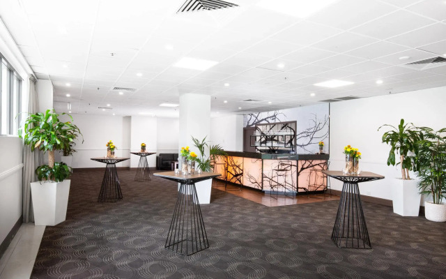 voco Gold Coast by IHG