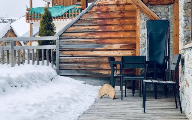 The mountain charmer #AH11