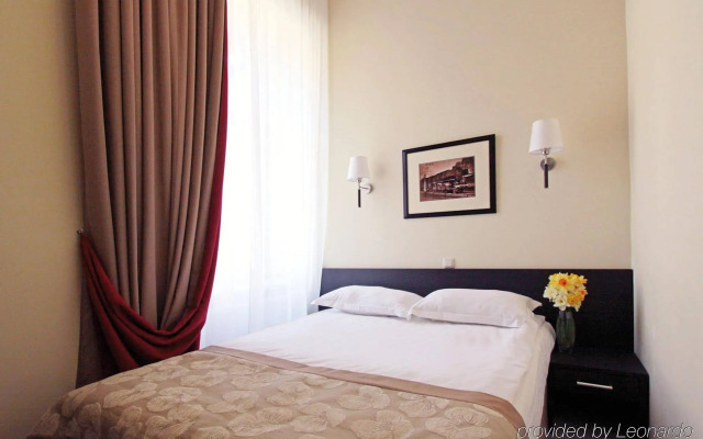 Optima Дворжец Львов