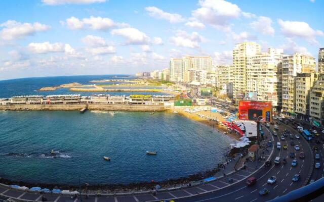 Alexandria Luxury Apartments Gleem 2 Direct Sea View