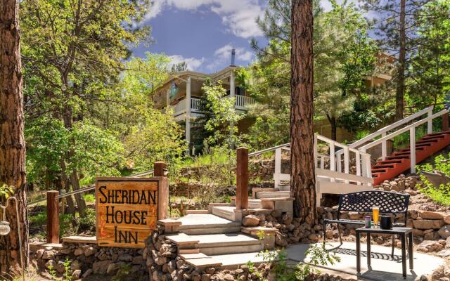 Sheridan House Inn - Adult Only