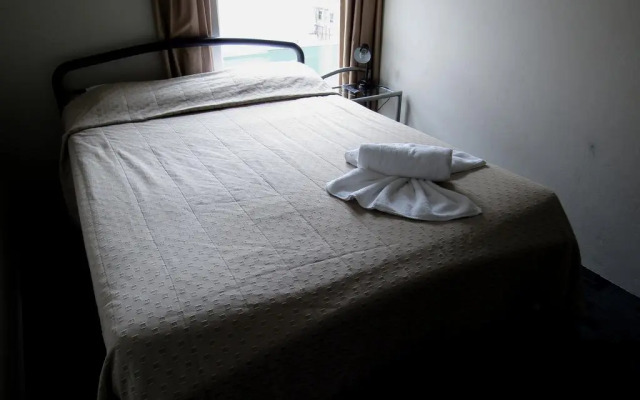 Big Backpackers Hostel