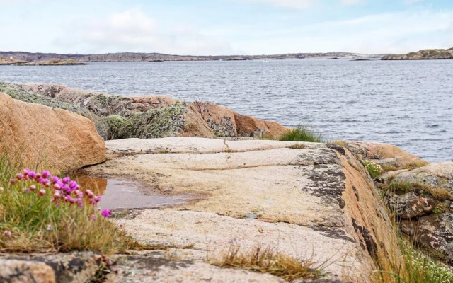 8 Person Holiday Home in Kungshamn