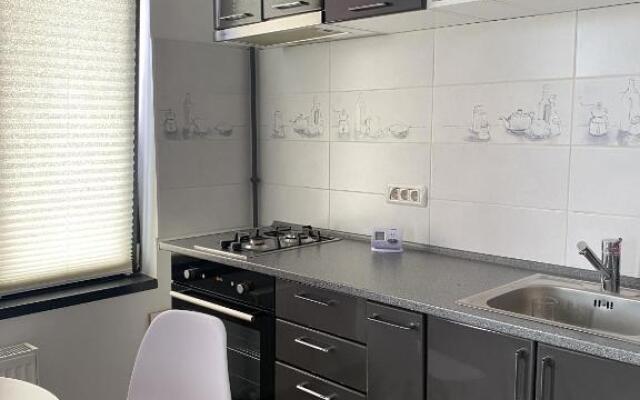 MAMAIA STUDIO by the lake