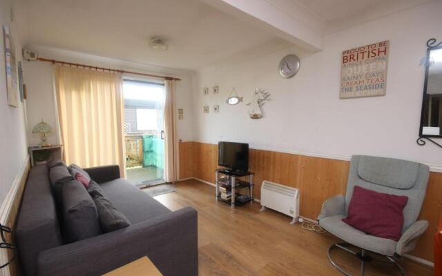34D Medmerry Park 2 Bedroom Chalet