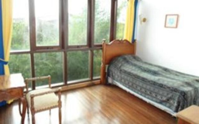 Nasta Inn Trawas