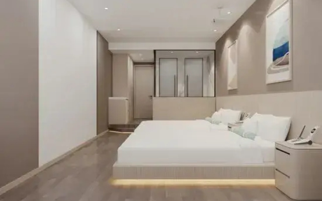 Geometric e-sports Hotel (Changsha Helong Stadium)