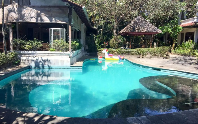 Sari Bali Resort